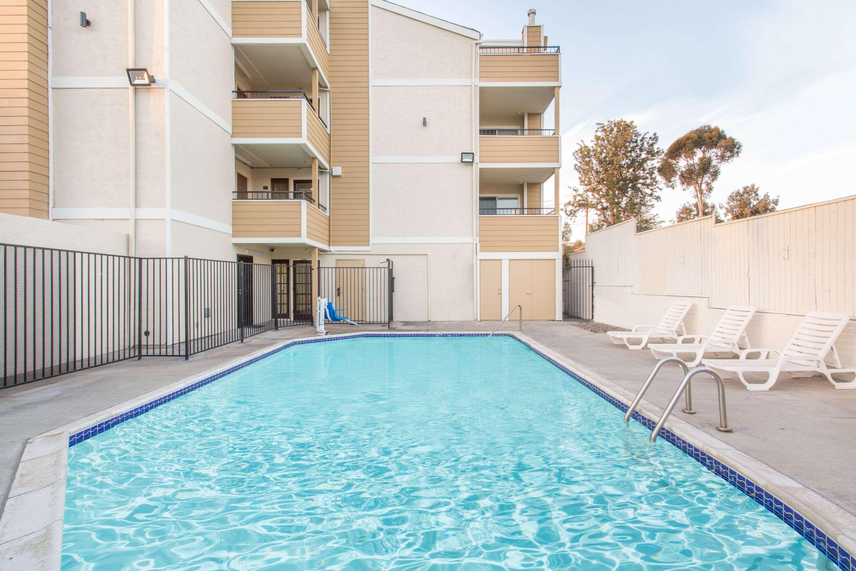 Super 8 By Wyndham National City Chula Vista Exterior foto